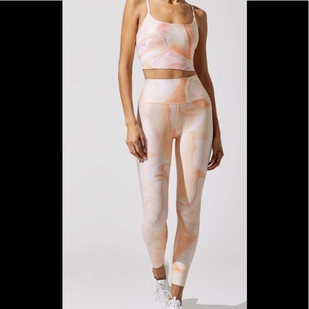 NWT carbon38 pastel swirl legging